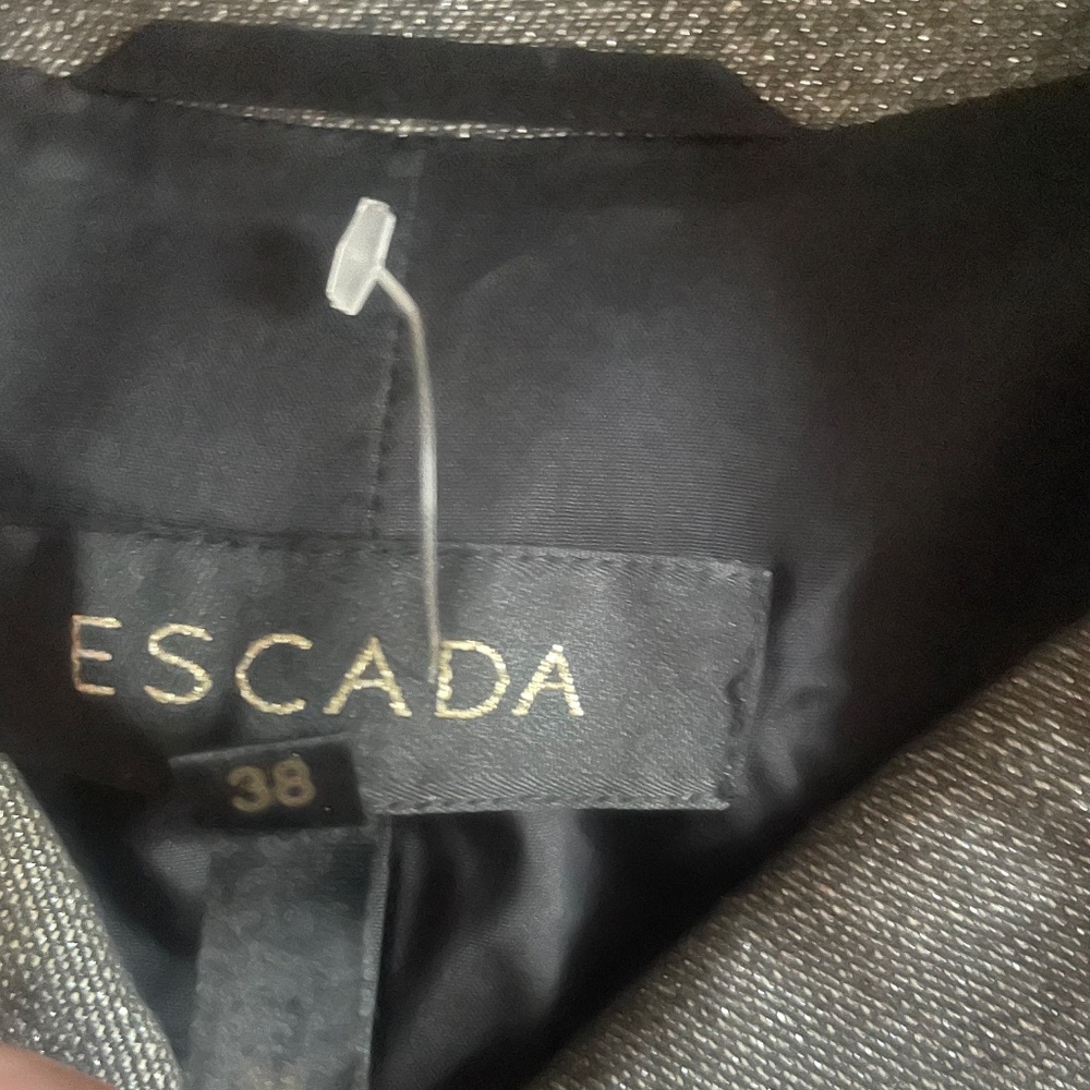 Beautiful Escada Jean Jacket - Picture 3 of 5